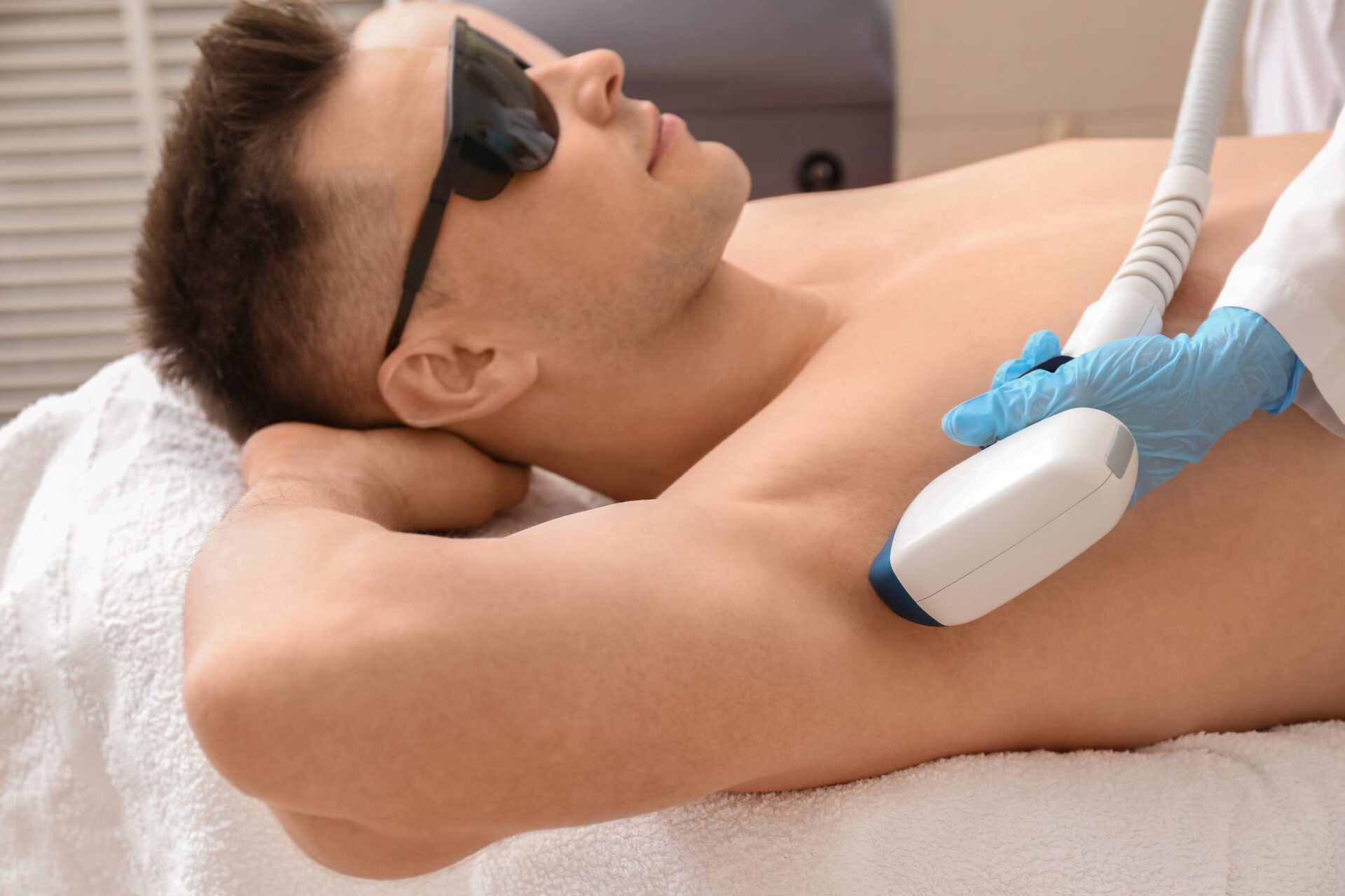 見えない努力がモテを生む 脱毛男子が増えている心理的背景｜ATRIUM HOMME 恵比寿