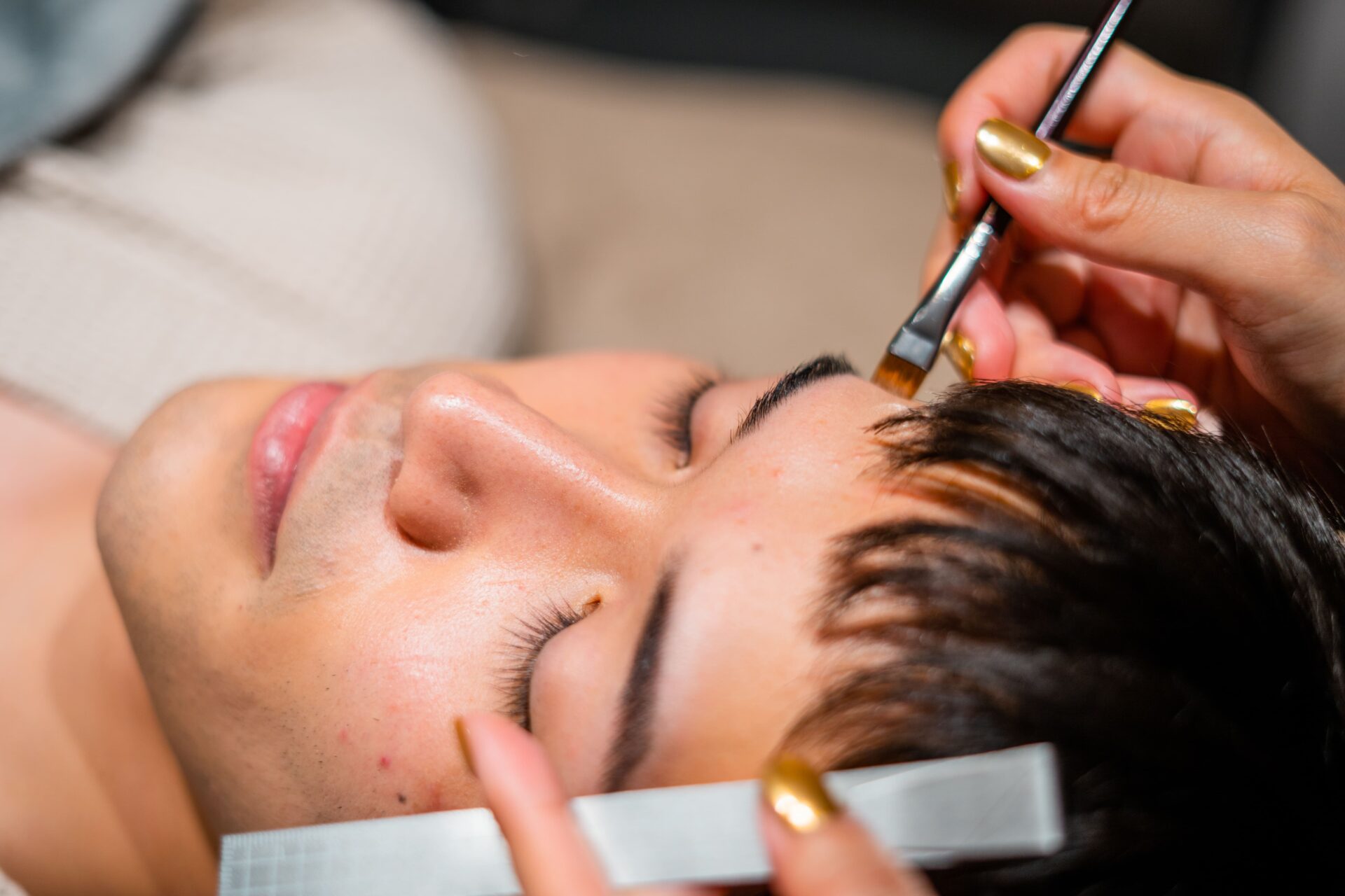 アイブロウ施術